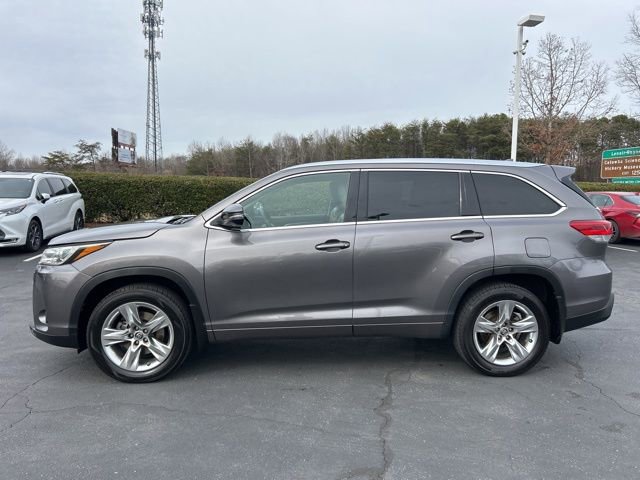 Used 2018 Toyota Highlander Limited image 10