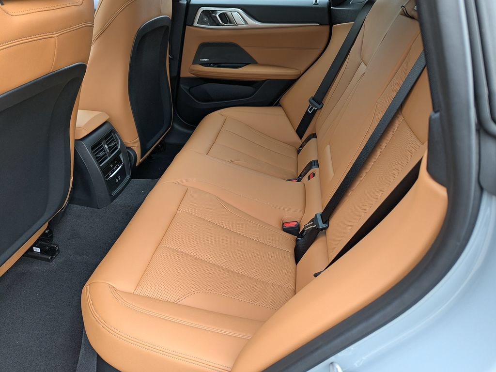 New 2026 BMW 430i xDrive w/ M Sport Package AWD/4WD image 30