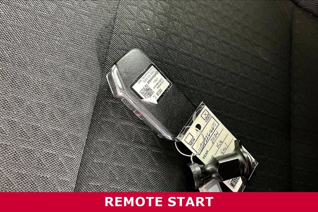 Used 2024 Kia Soul GT-Line FWD image 31
