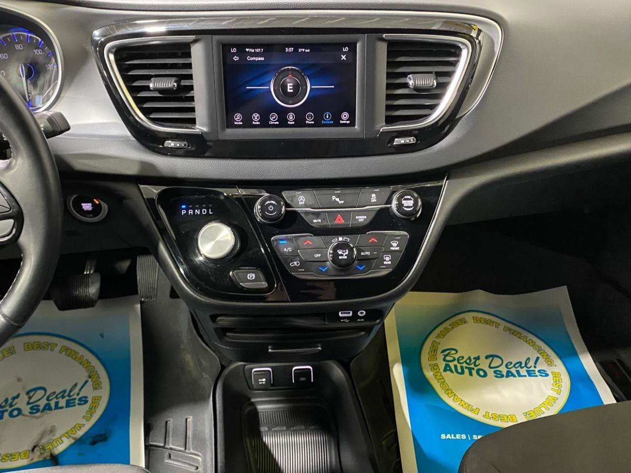Used 2018 Chrysler Pacifica Touring Plus w/ S Appearance Package FWD image 16