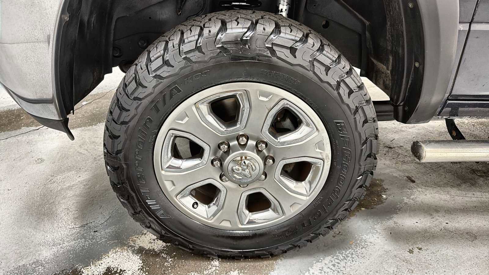 Used 2015 RAM 2500 SLT w/ Protection Group AWD/4WD image 10