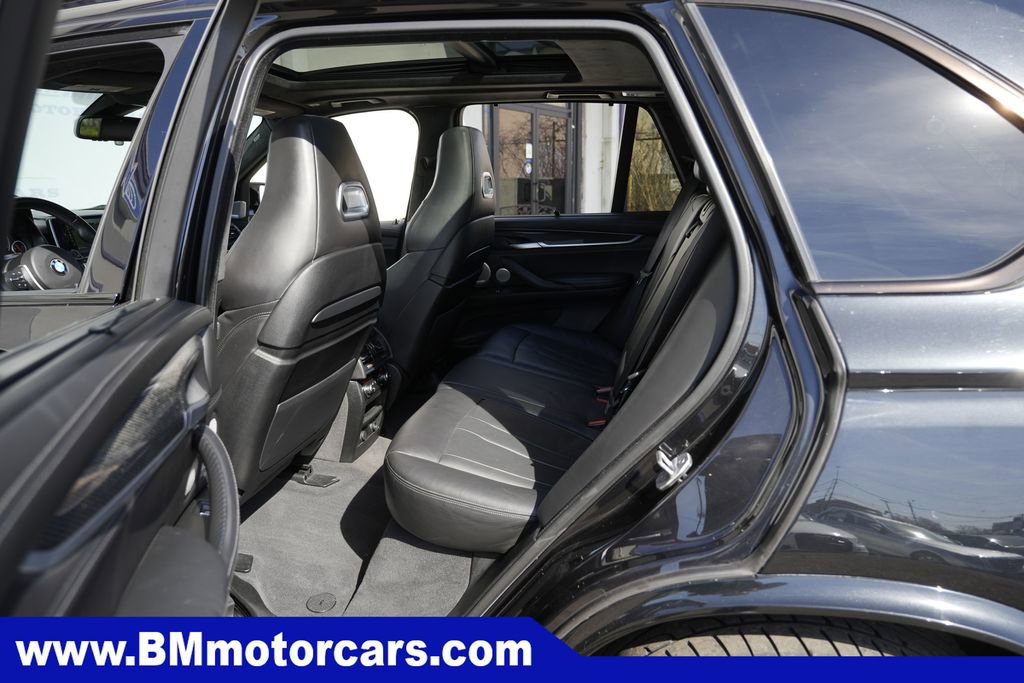 Used 2016 BMW X5 M image 37