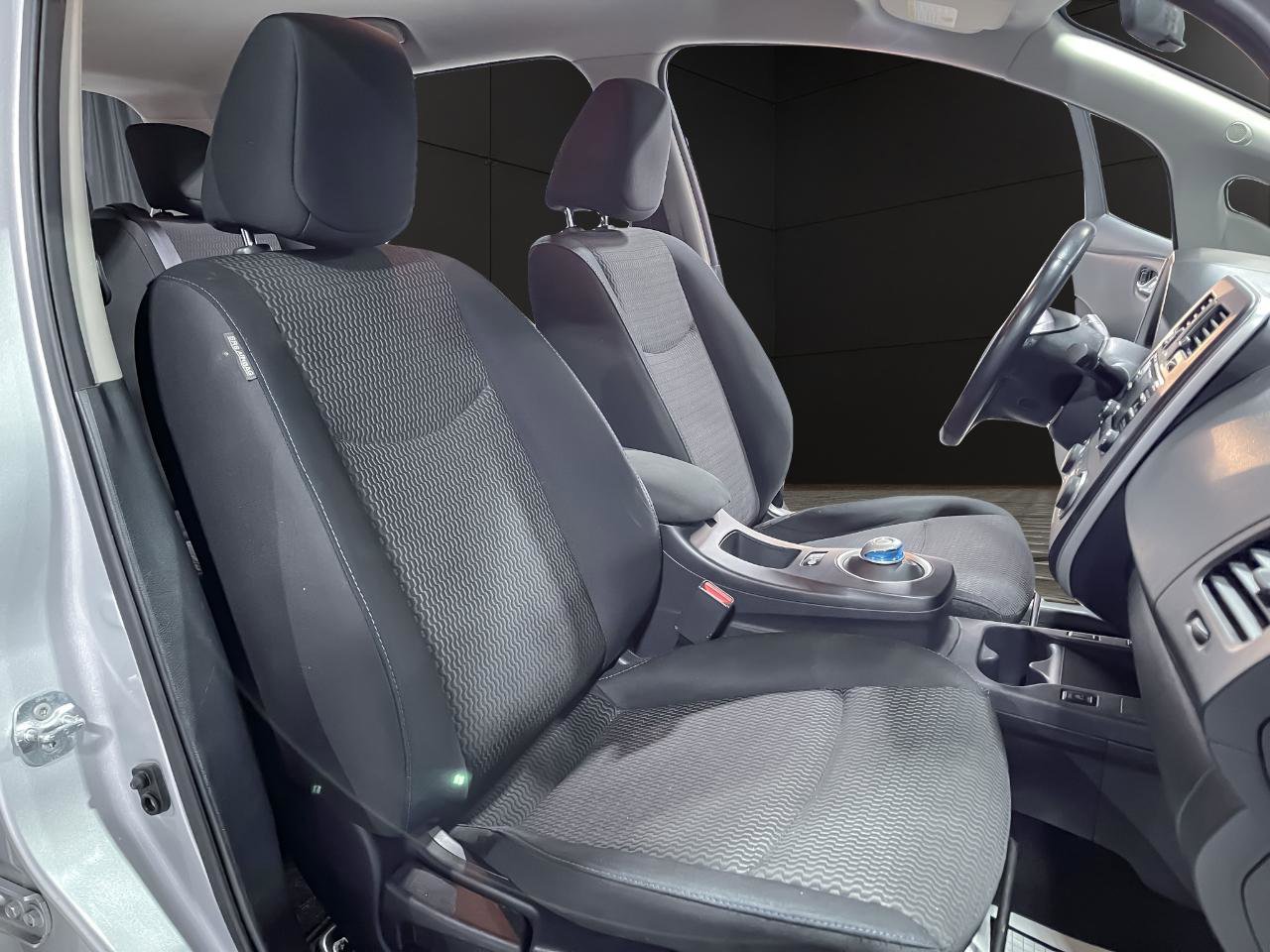 Used 2015 Nissan Leaf S w/ Charge Package image 17