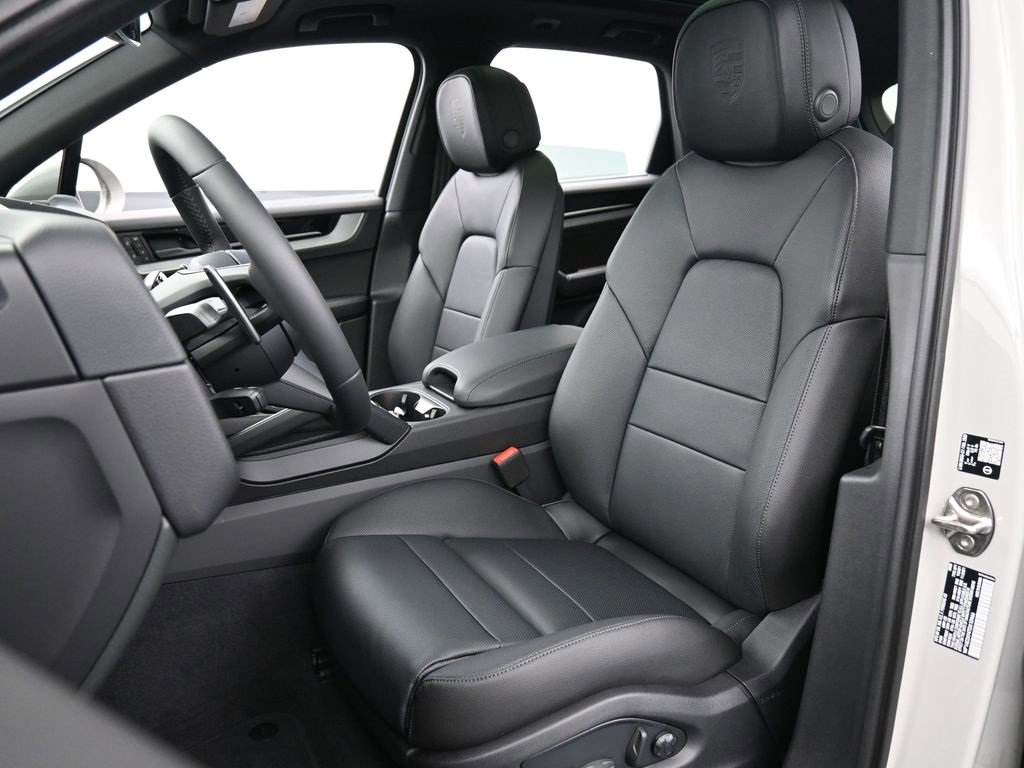 New 2026 Porsche Cayenne E-Hybrid image 5