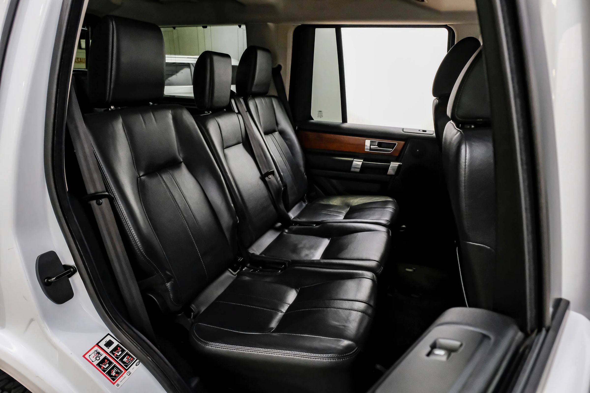 Used 2014 Land Rover LR4 HSE AWD/4WD image 37