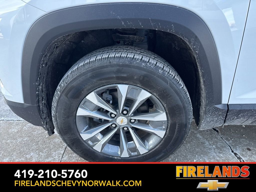 New 2026 Chevrolet Equinox LT w/ Convenience Package II image 16