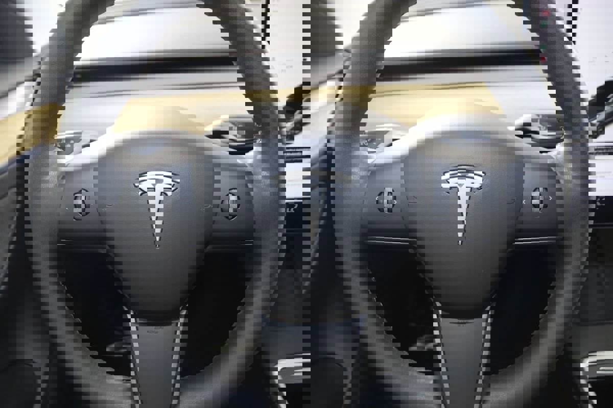 Used 2021 Tesla Model 3 Long Range image 34