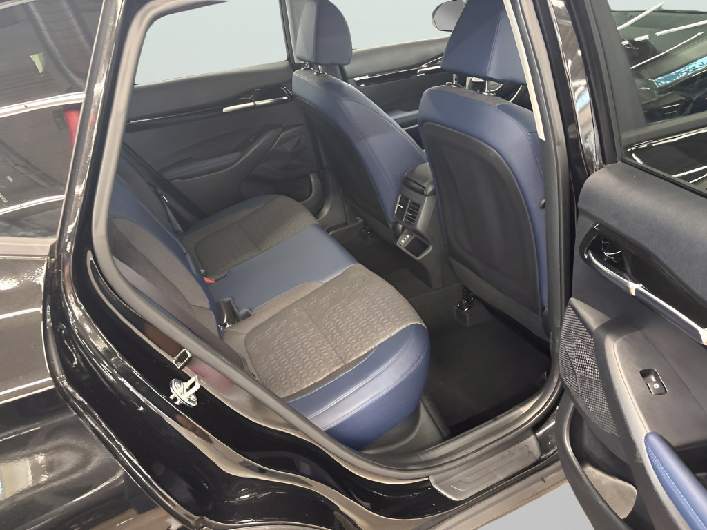 Certified 2025 Kia Seltos S AWD/4WD image 18
