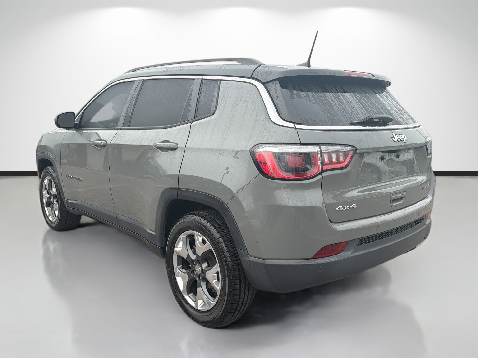 Used 2019 Jeep Compass Limited w/ Advanced Safety Group image 5