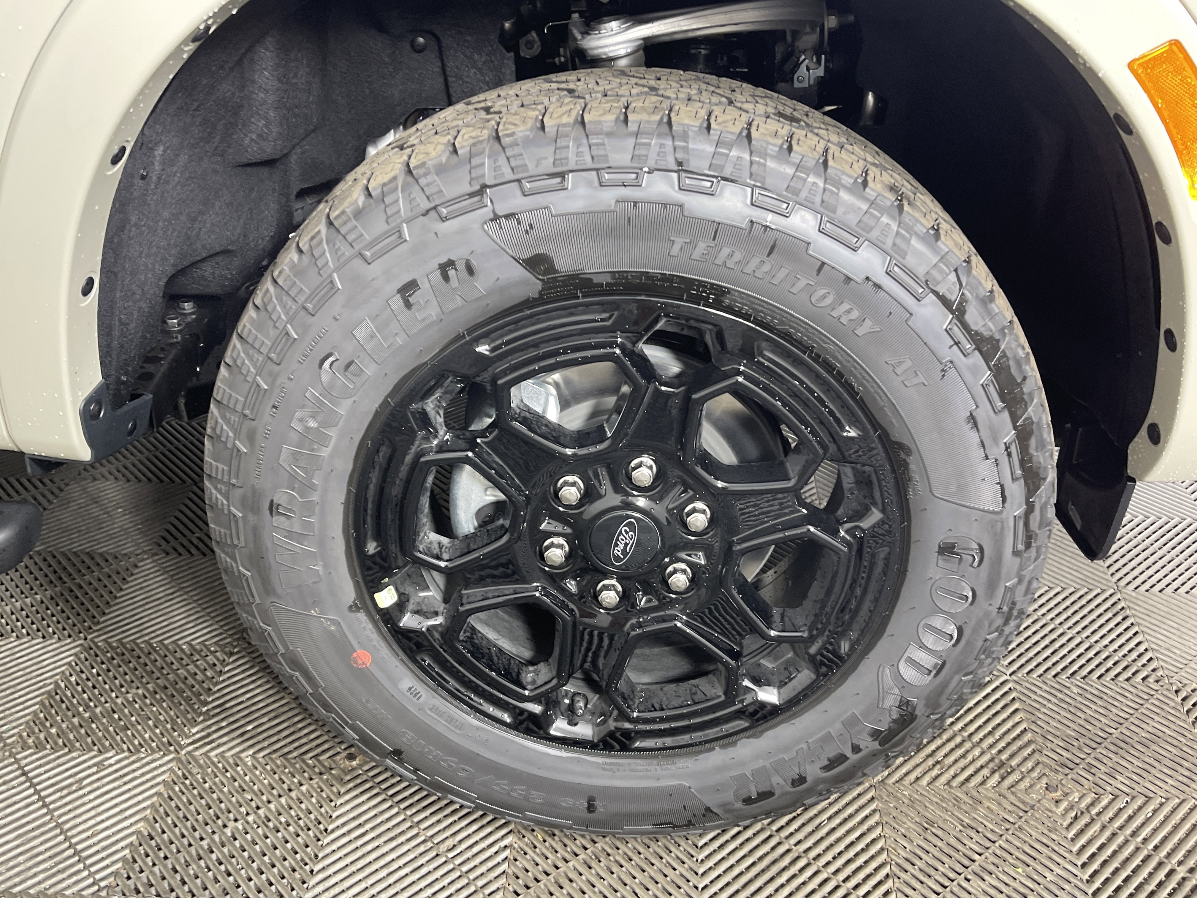 New 2025 Ford Ranger Lariat w/ FX4 Off-Road Package image 10