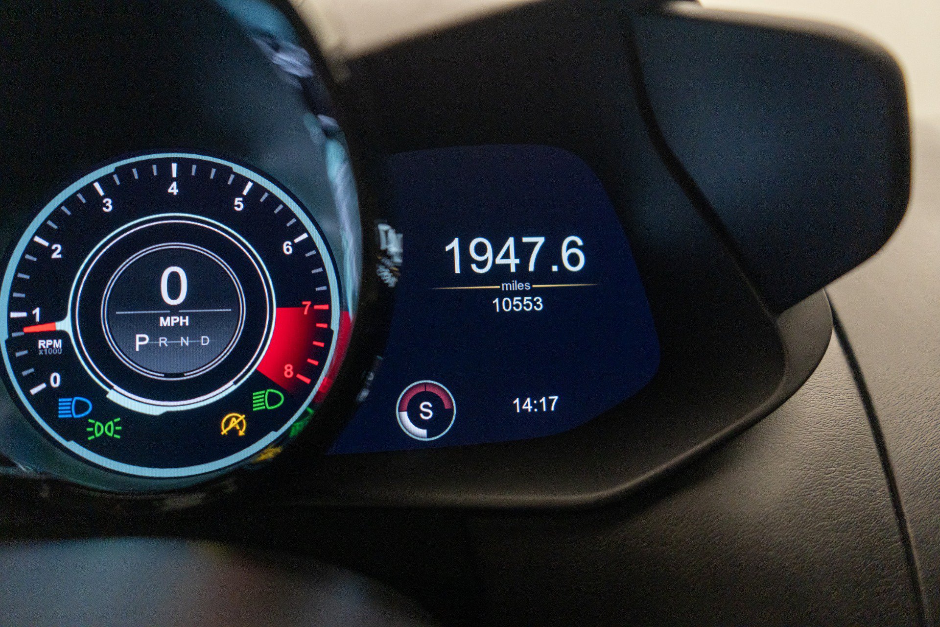 Used 2019 Aston Martin V8 Vantage Coupe RWD image 22
