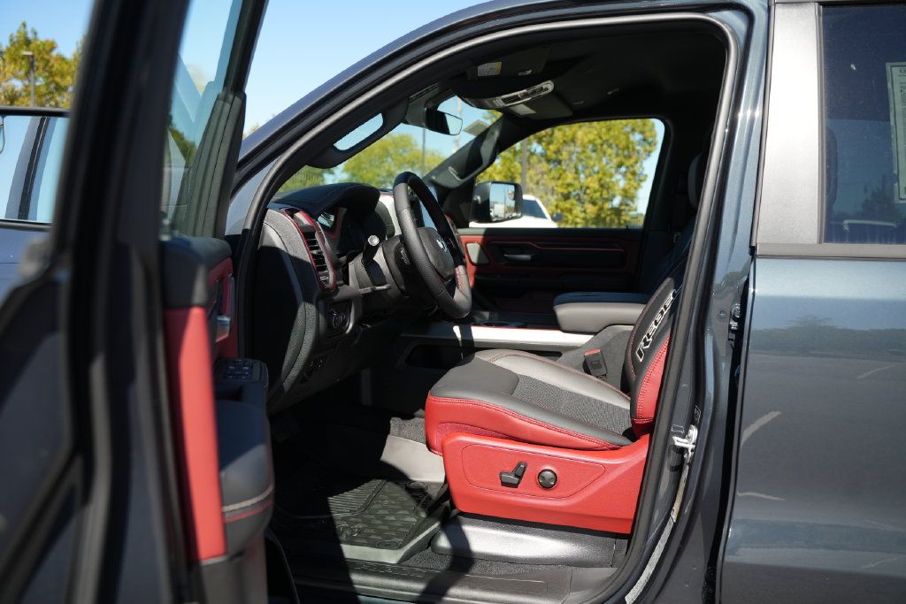New 2027 RAM 1500 Rebel w/ Rebel Level 2 Equipment Group AWD/4WD image 10