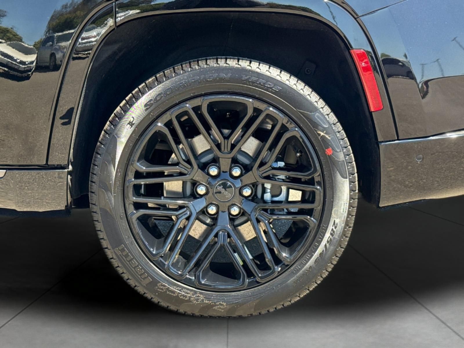 New 2026 Jeep Grand Wagoneer Limited AWD/4WD image 26