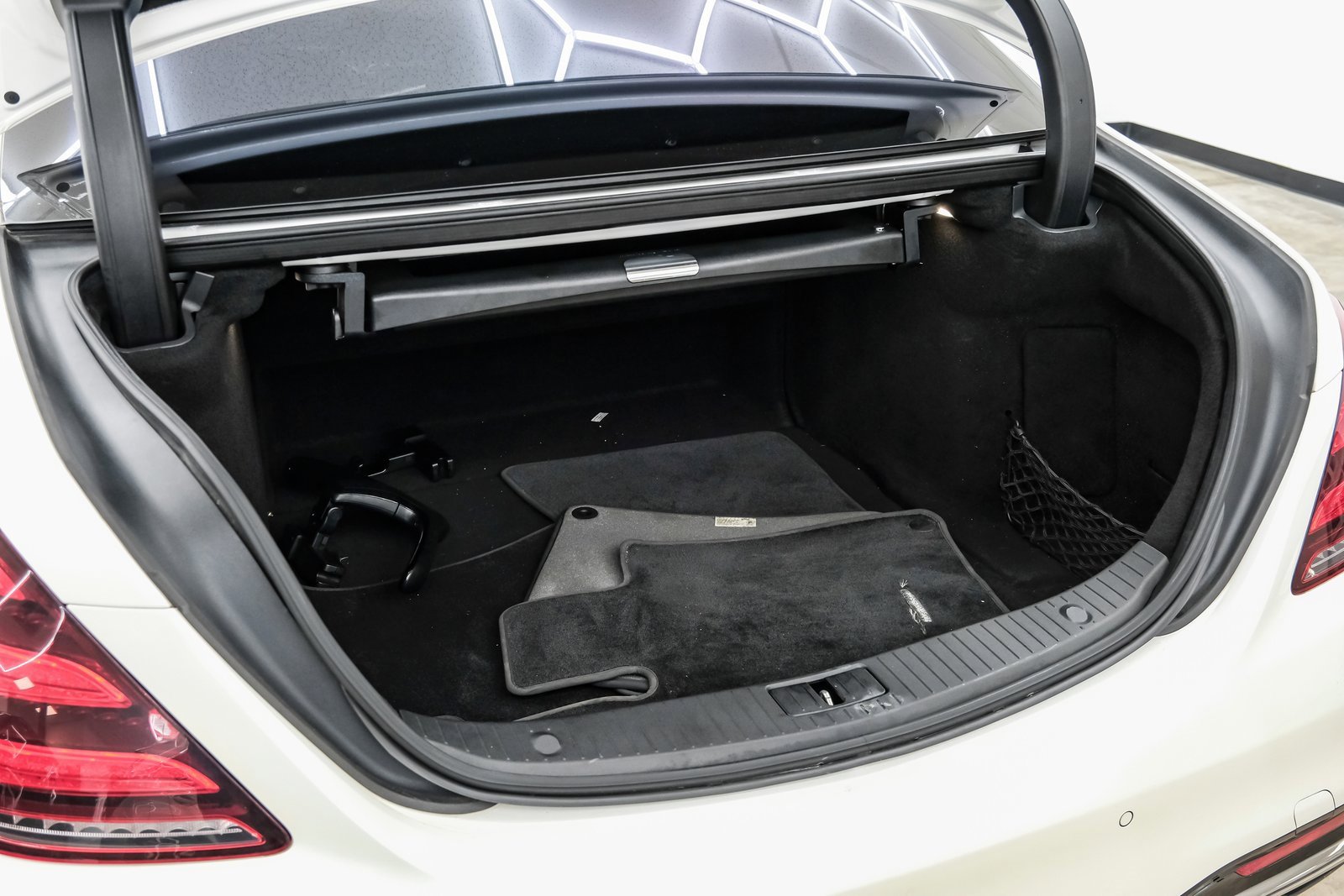 Used 2019 Mercedes-Benz S 450 Sedan image 74