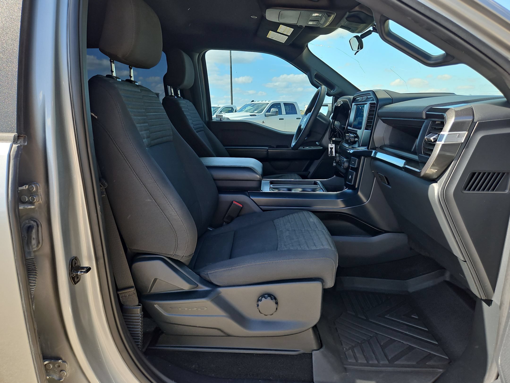 Used 2023 Ford F150 XL w/ STX Appearance Package RWD image 27