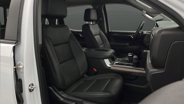 Used 2022 Chevrolet Silverado 1500 LT Trail Boss w/ LT Trail Boss Premium Package AWD/4WD image 23