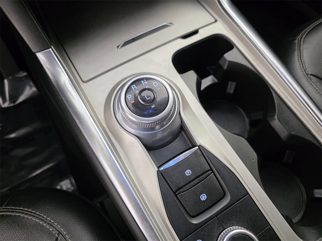 Used 2021 Ford Explorer Limited image 27