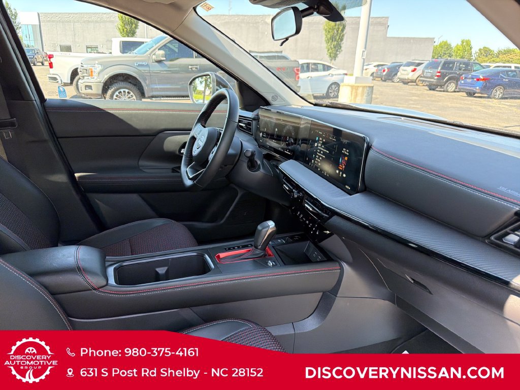 Certified 2026 Nissan Kicks SR w/ Cold Weather Package FWD image 38