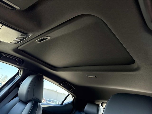 Used 2024 MAZDA MAZDA3 s image 22