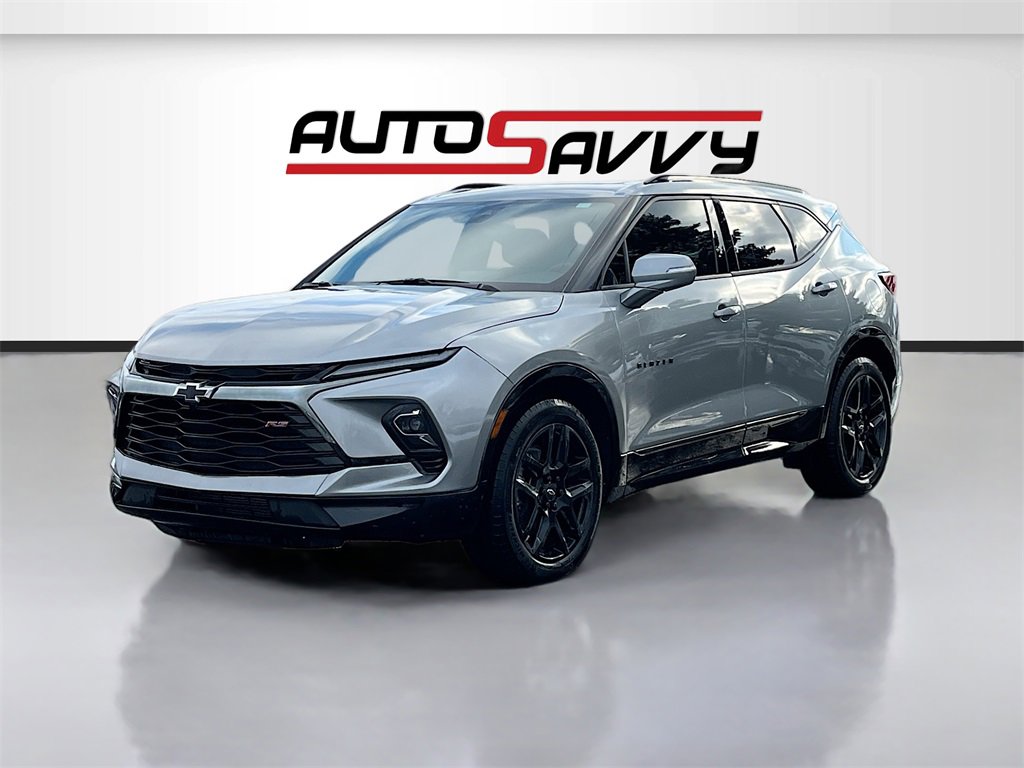 Used 2024 Chevrolet Blazer RS w/ Driver Confidence II Package image 3