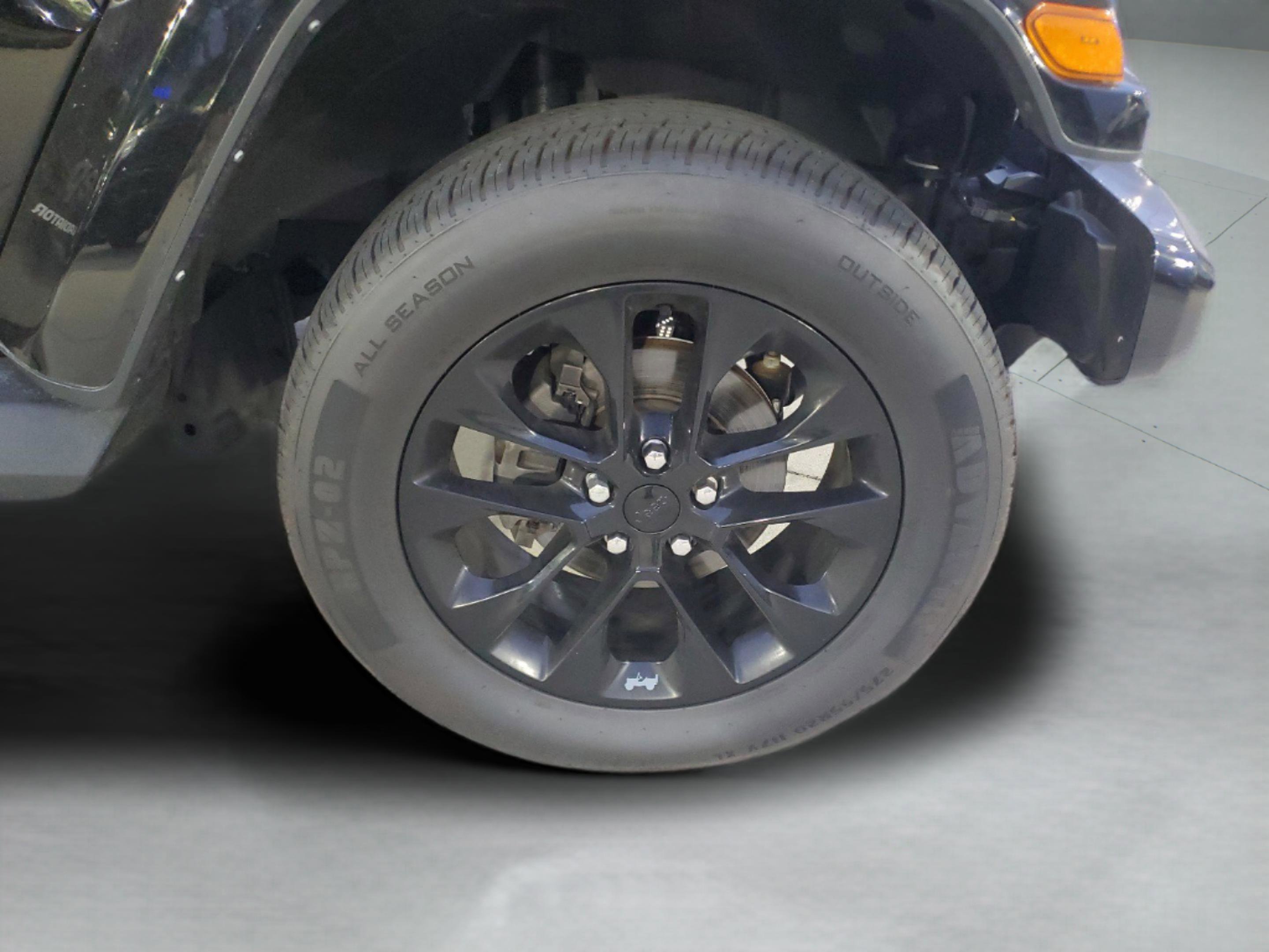 Used 2023 Jeep Gladiator Overland AWD/4WD image 31