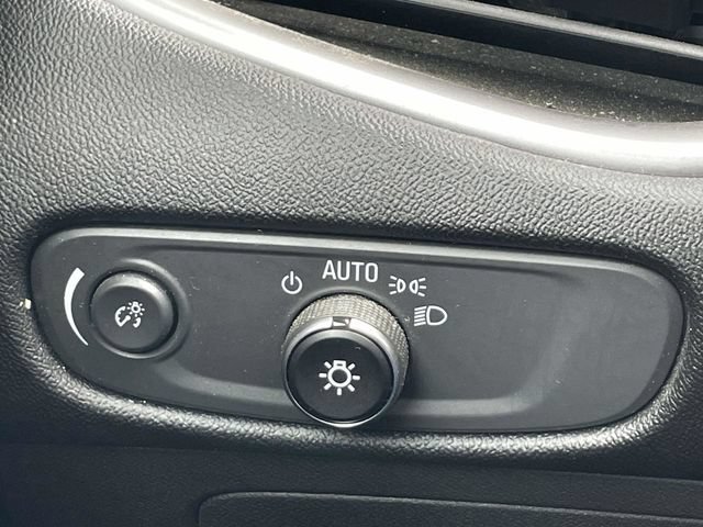 Used 2018 Chevrolet Malibu LS FWD image 27
