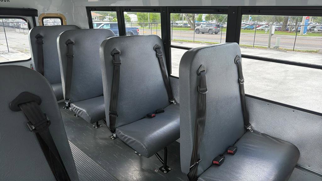 Used 2013 Chevrolet Express 3500 w/ School Bus Package RWD image 33