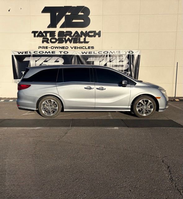 Used 2024 Honda Odyssey Elite image 5