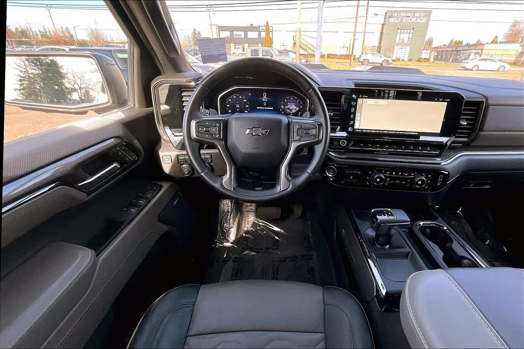 Used 2024 Chevrolet Silverado 1500 ZR2 image 7