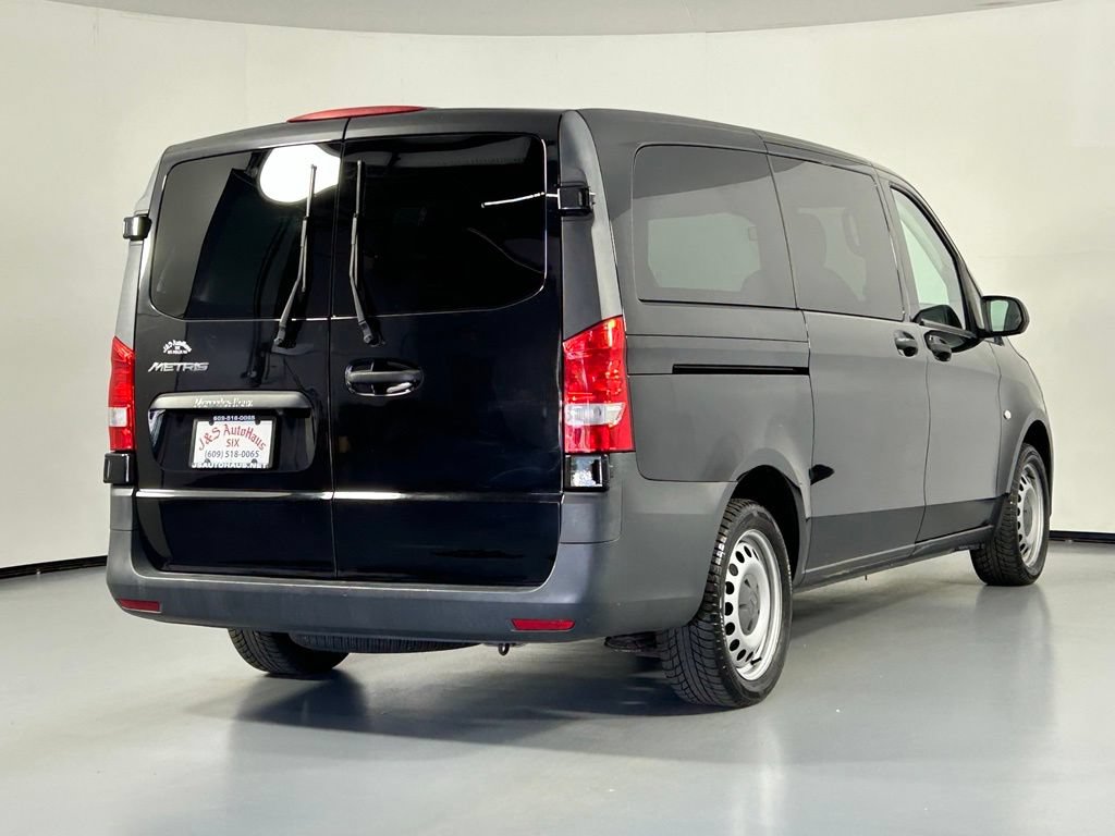 Used 2019 Mercedes-Benz Metris Passenger image 7