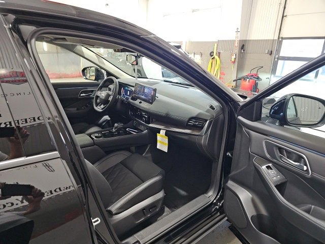 New 2026 Nissan Rogue Platinum image 23