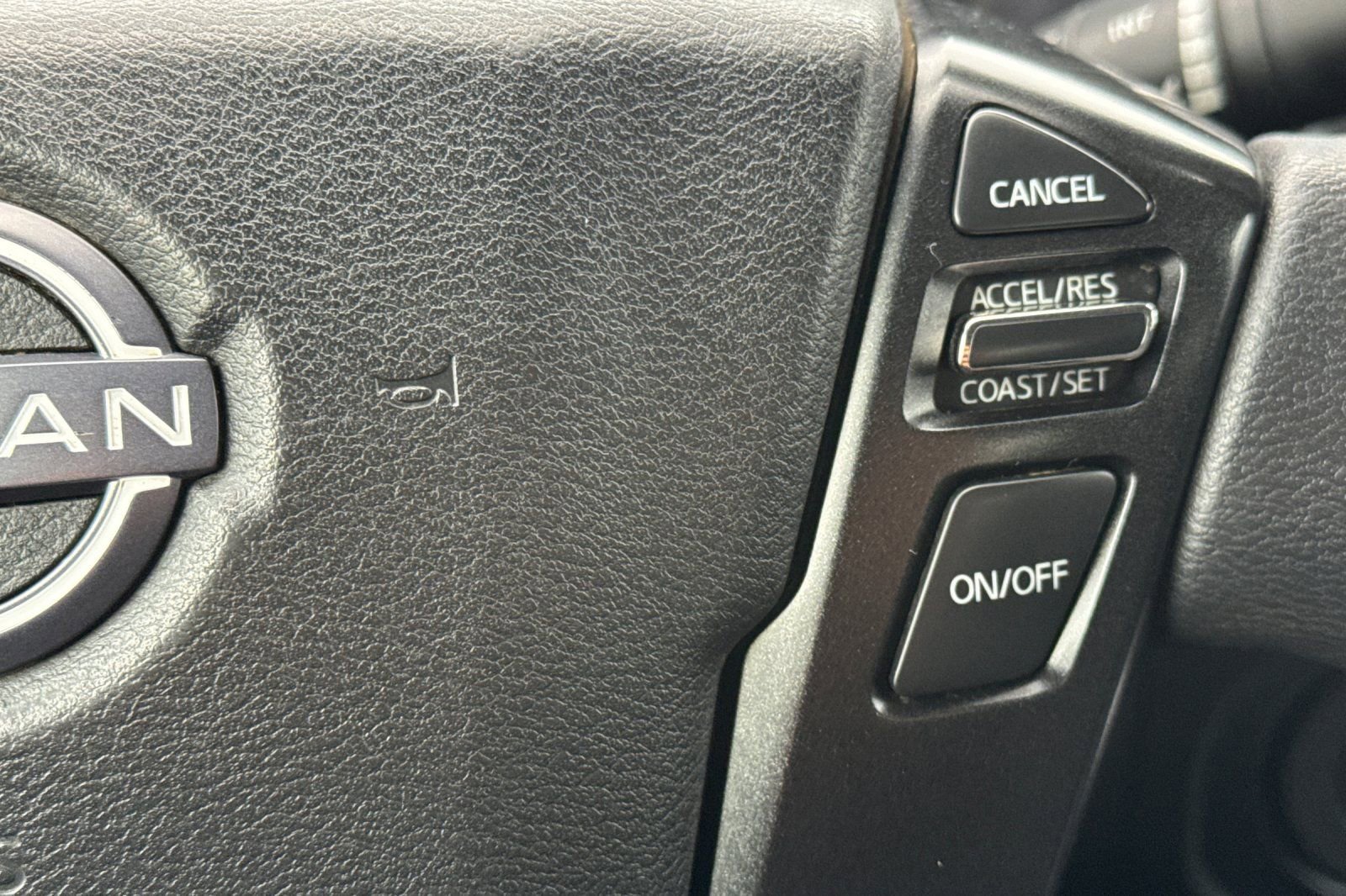 Used 2022 Nissan Frontier S image 25