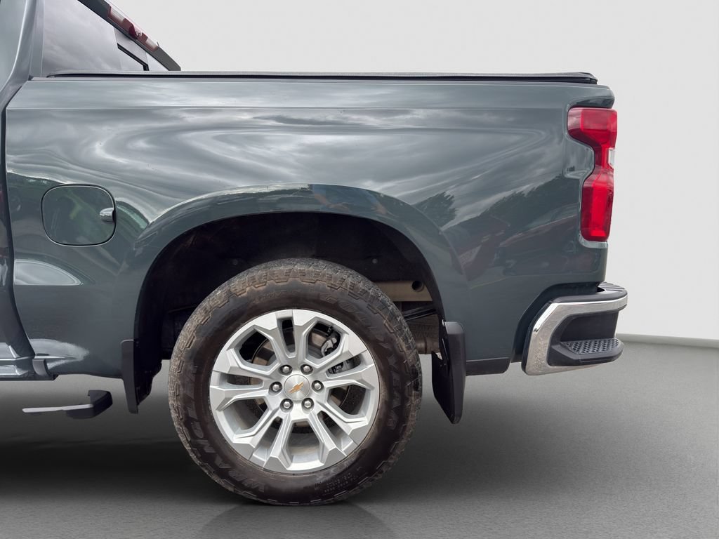 Used 2025 Chevrolet Silverado 1500 LTZ w/ LTZ Premium Package AWD/4WD image 22