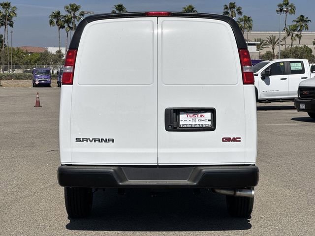 New 2026 GMC Savana 2500 w/ Driver Convenience Package image 4