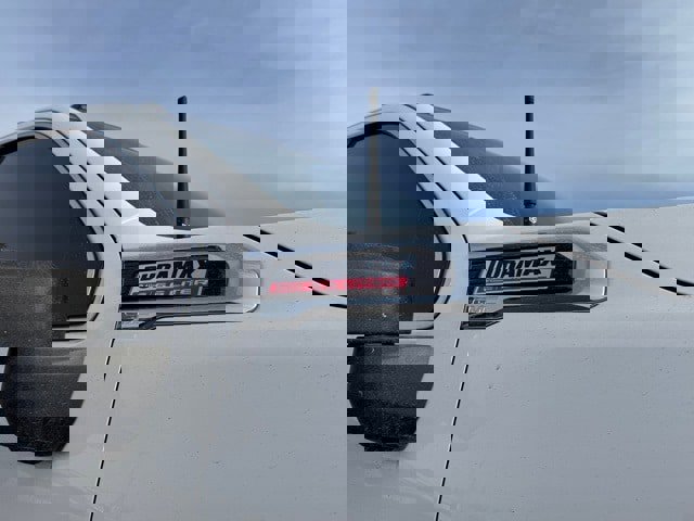 Used 2020 GMC Sierra 3500 Denali w/ Denali Ultimate Package image 11