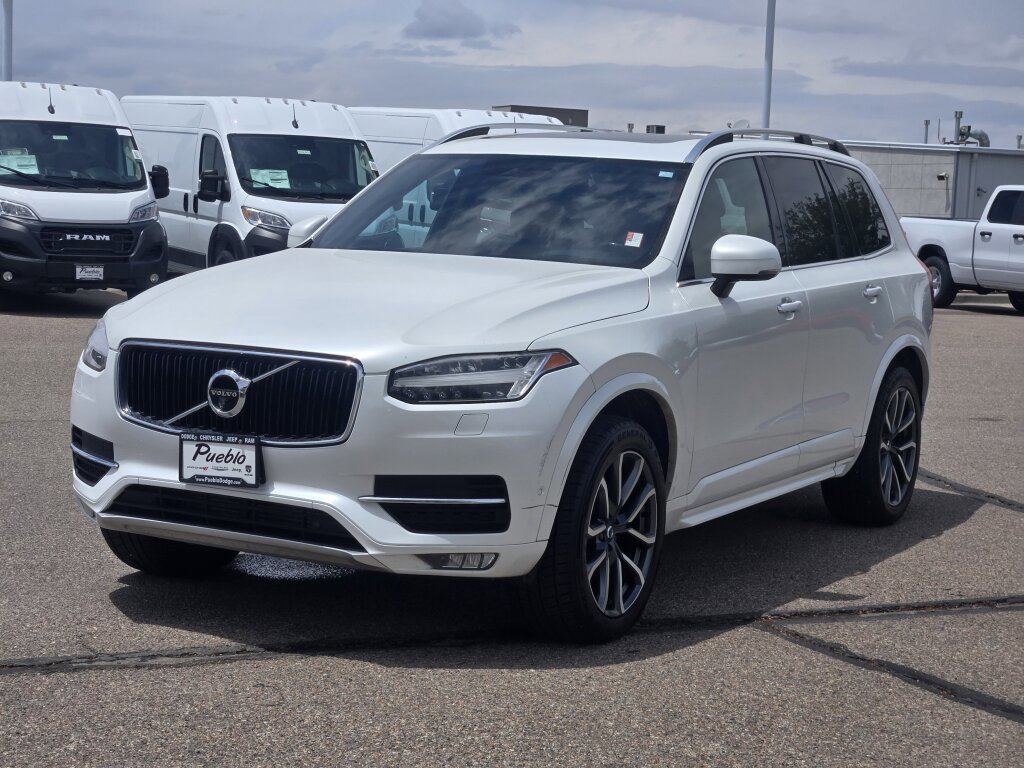 Used 2018 Volvo XC90 T6 Momentum w/ Convenience Package AWD/4WD image 5