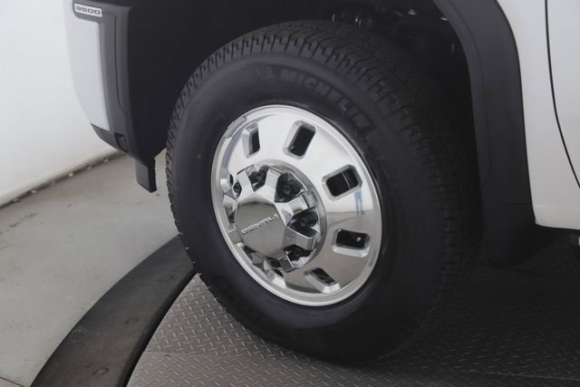 Used 2025 GMC Sierra 3500 Denali Ultimate image 11