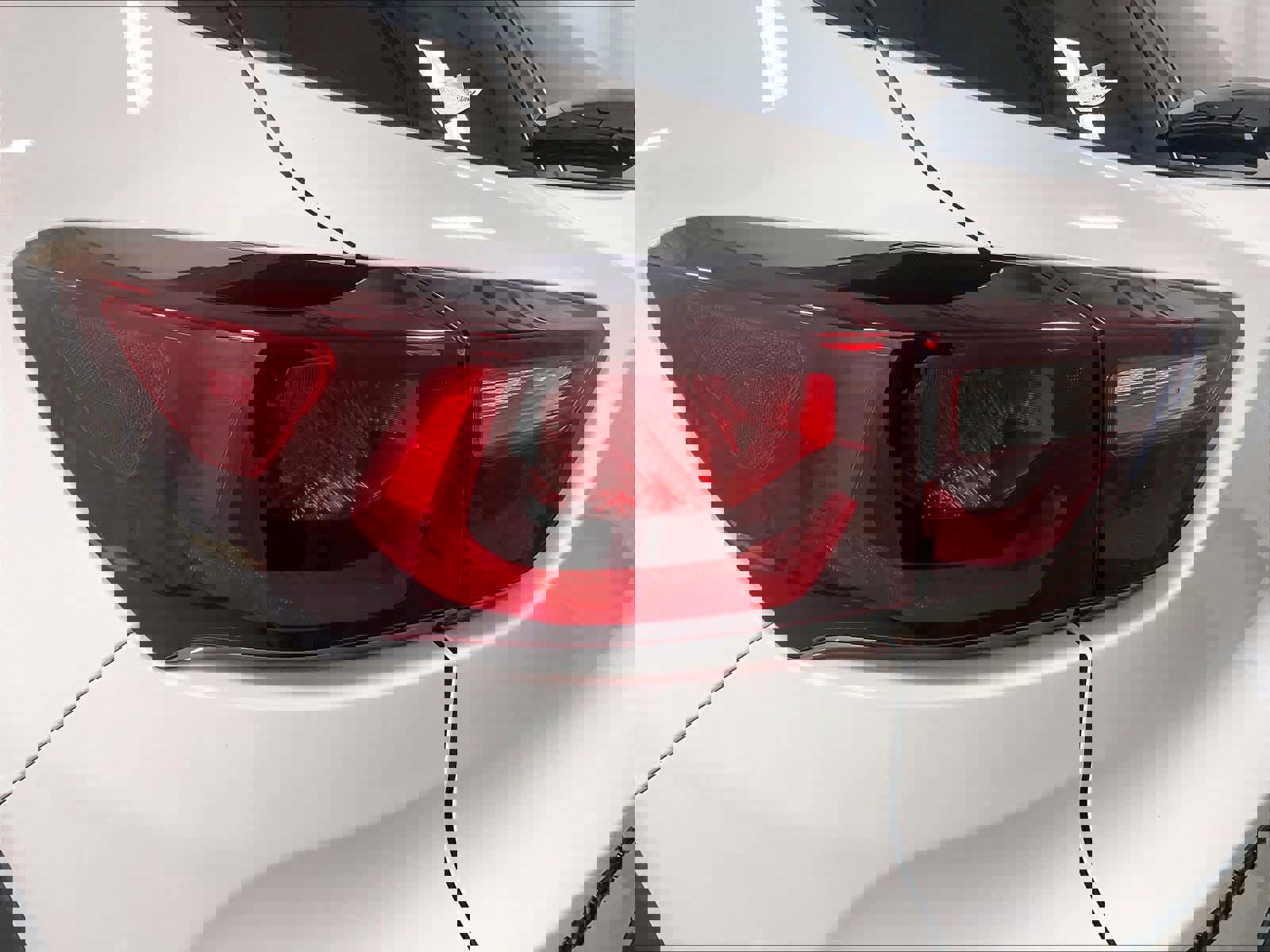 Used 2024 Chevrolet TrailBlazer RS w/ Driver Confidence Package image 34