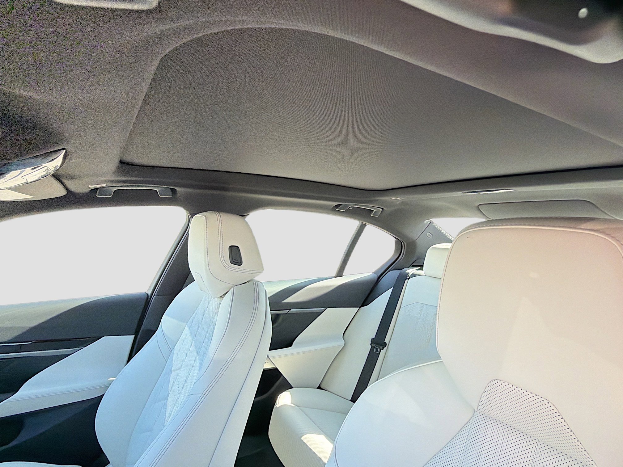 New 2026 BMW 530i w/ Convenience Package image 27