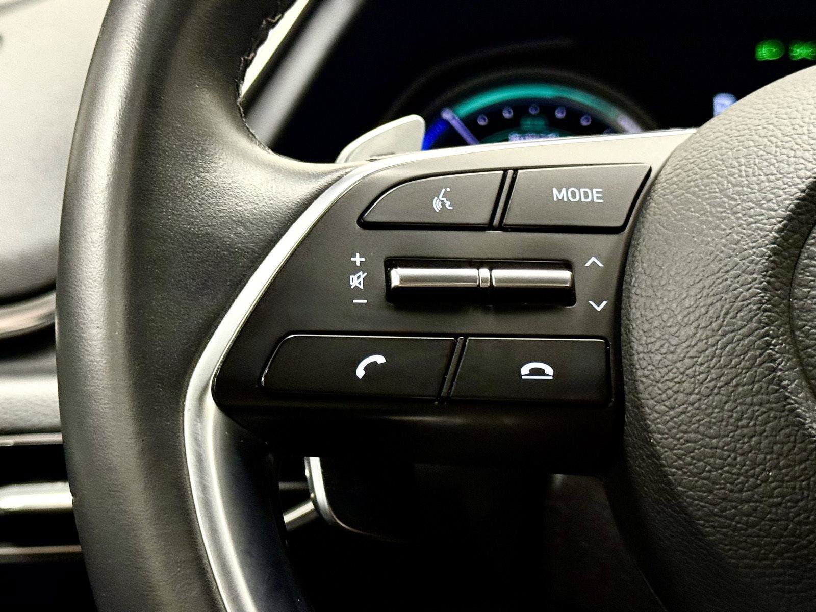 Used 2020 Hyundai Sonata SEL w/ Cargo Package FWD image 18