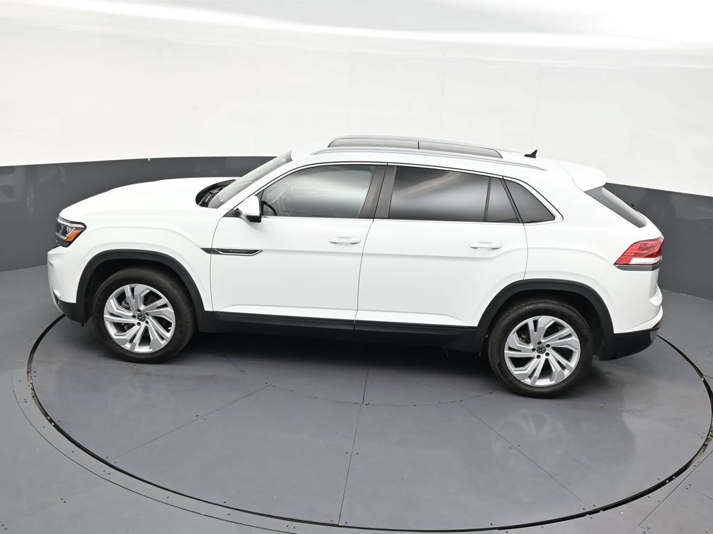 Used 2021 Volkswagen Atlas Cross Sport SEL FWD image 14