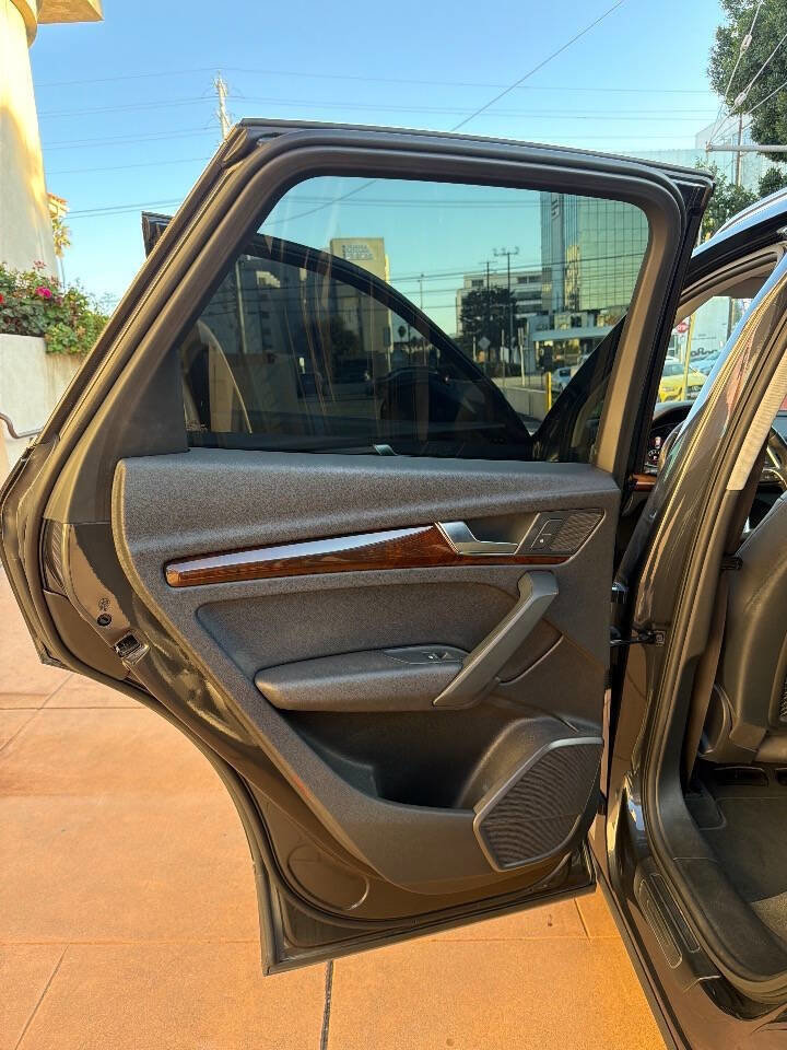 Used 2018 Audi Q5 2.0T Premium Plus w/ Premium Plus Package image 52