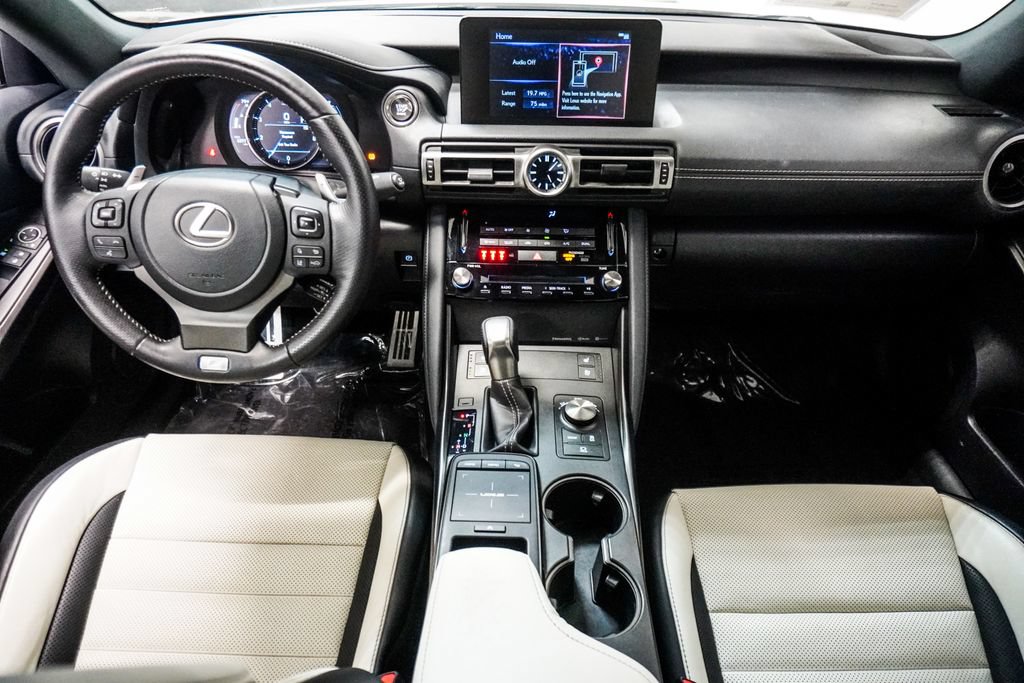 Used 2022 Lexus IS 350 F Sport RWD image 11