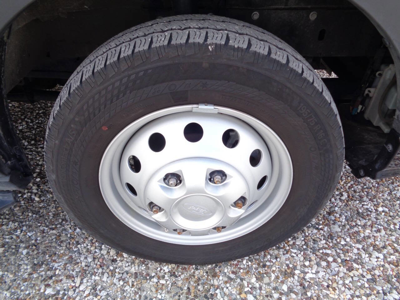 Used 2024 Ford Transit 350 XLT RWD image 47