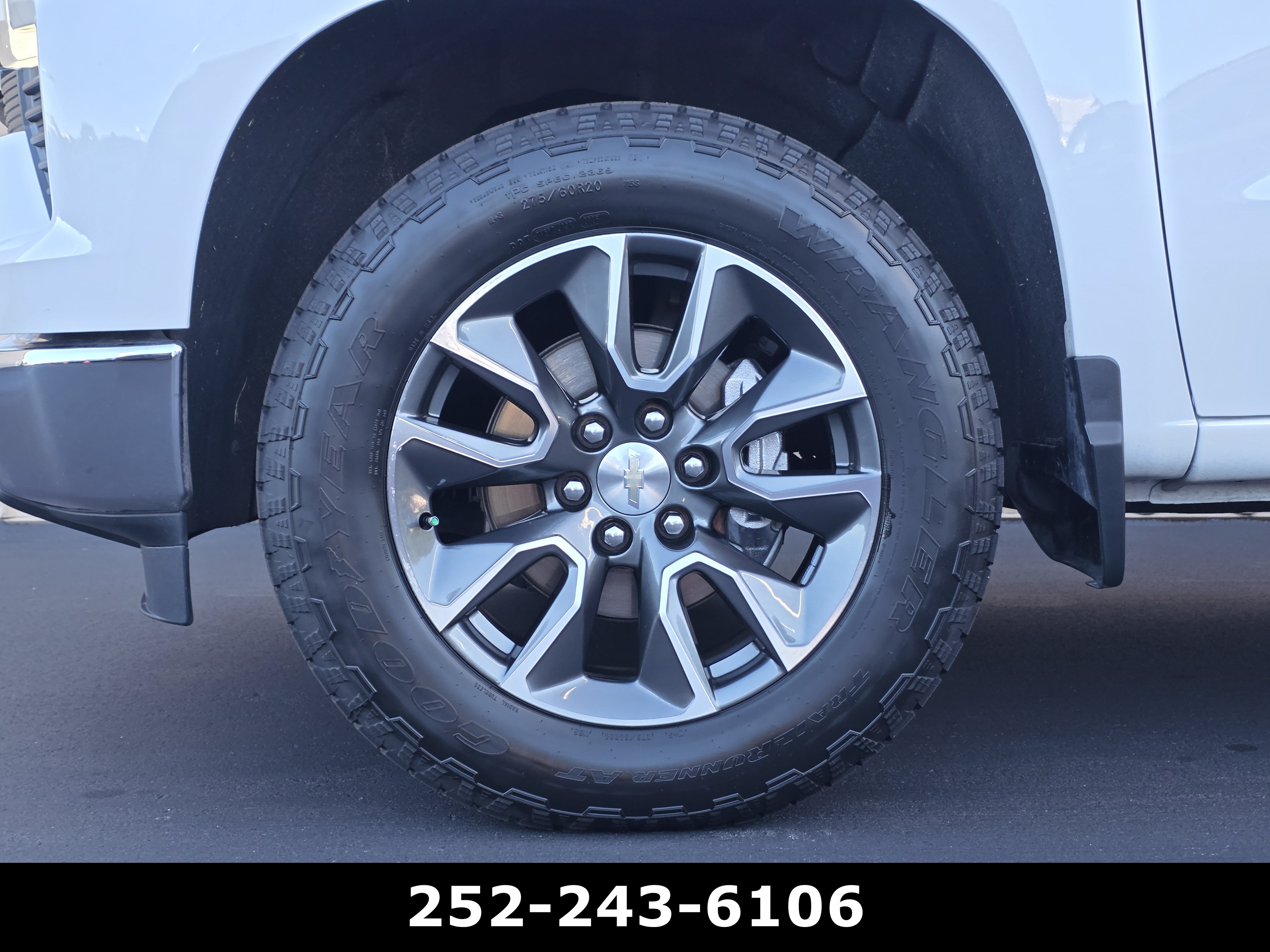 Used 2023 Chevrolet Silverado 1500 LT AWD/4WD image 43