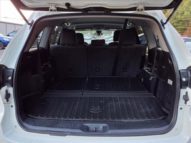 Used 2019 Toyota Highlander LE image 25