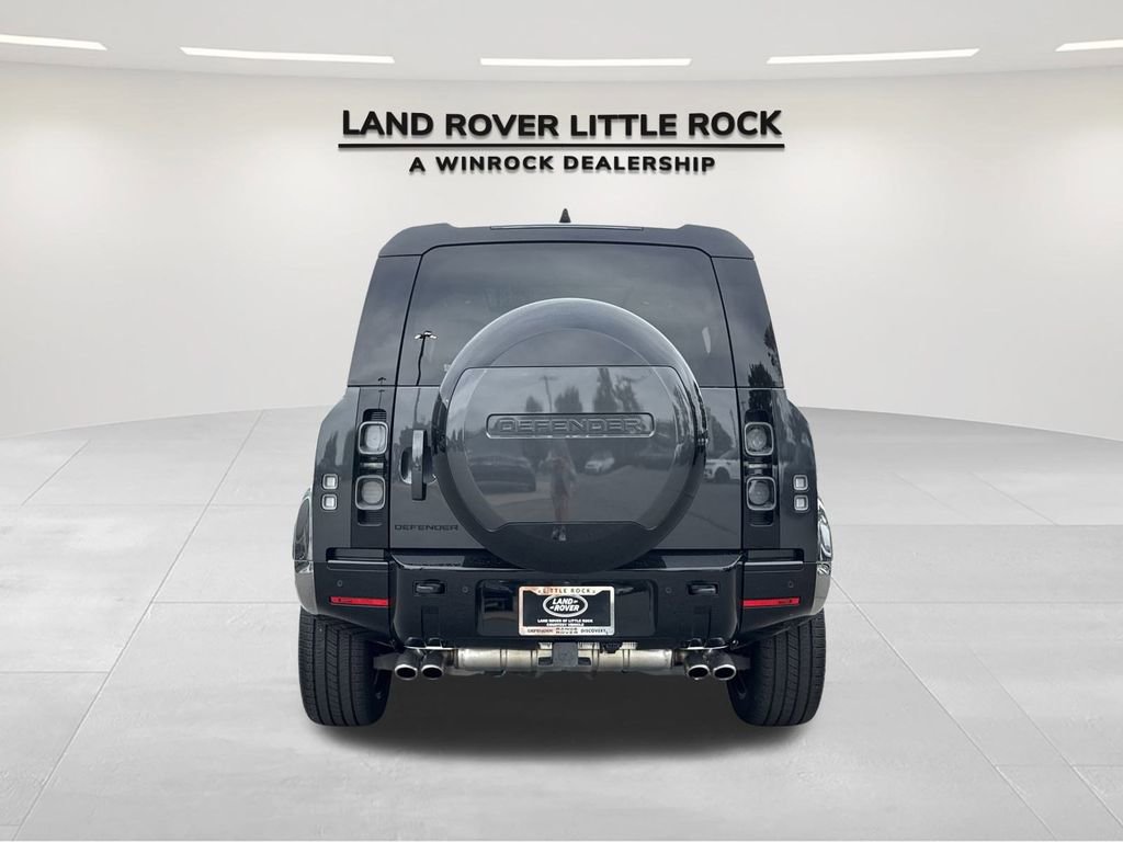 Used 2025 Land Rover Defender 110 V8 image 7