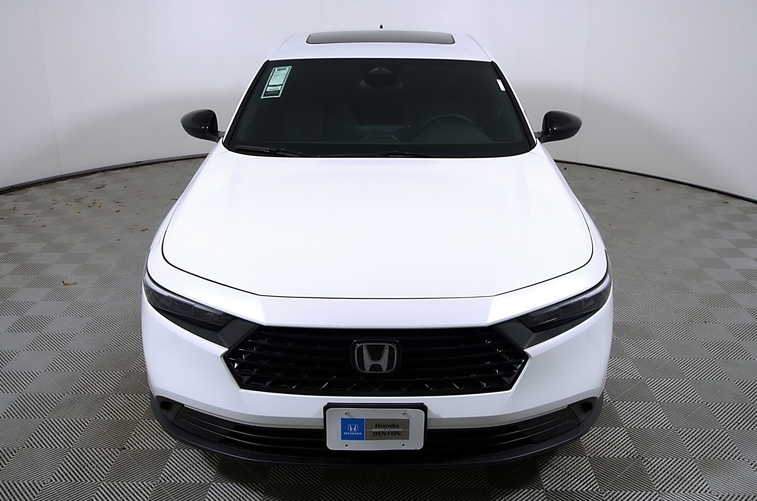 Used 2023 Honda Accord Sport image 4