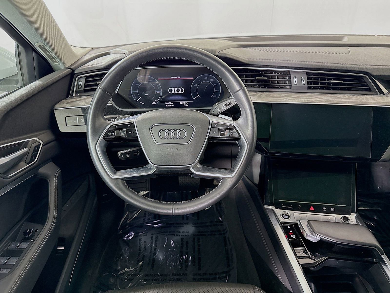 Used 2022 Audi e-tron Premium Plus image 23