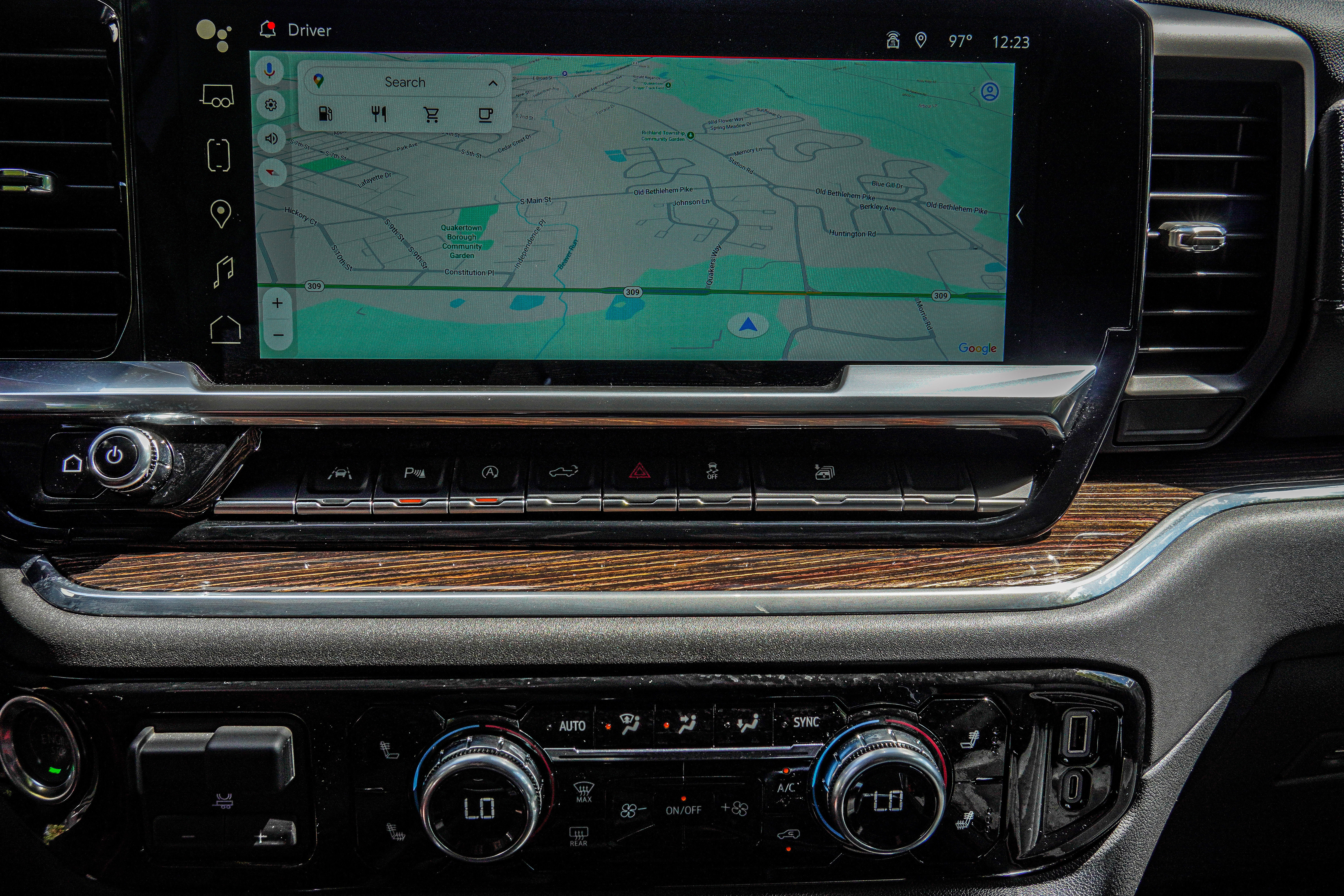 Used 2025 GMC Sierra 1500 Elevation w/ Elevation Premium Package image 29